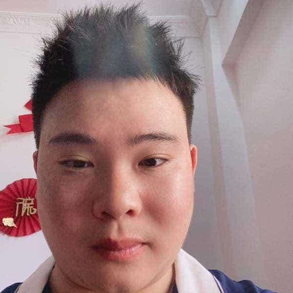 31岁岁广东单身帅哥 - 周口吉缘网