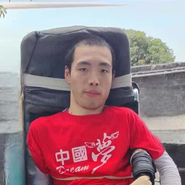 31岁岁湖南单身帅哥 - 周口吉缘网